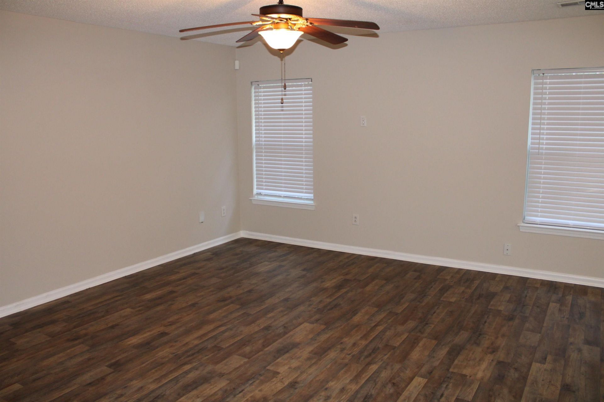 184 Springway Drive  Photo 23