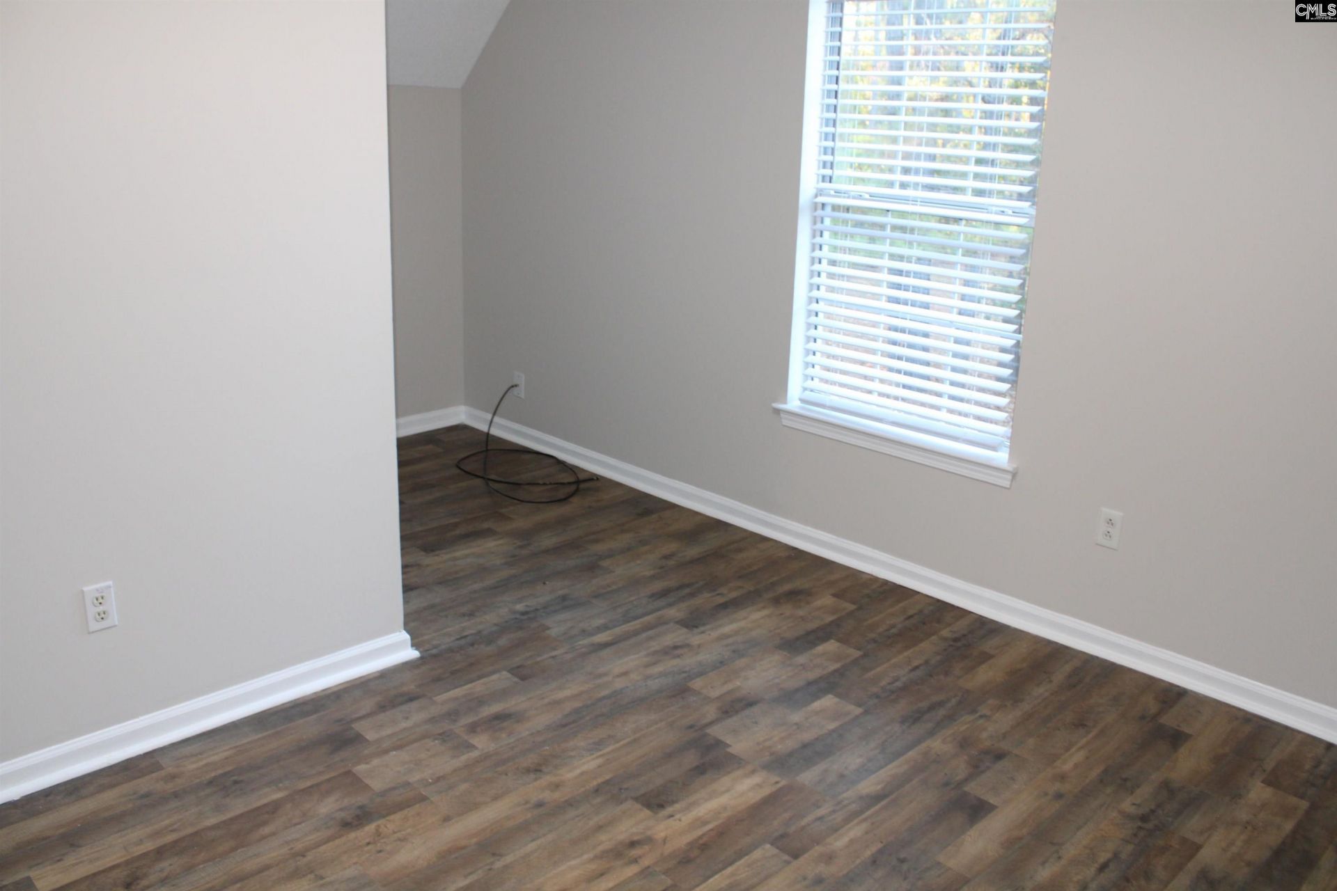 184 Springway Drive  Photo 37