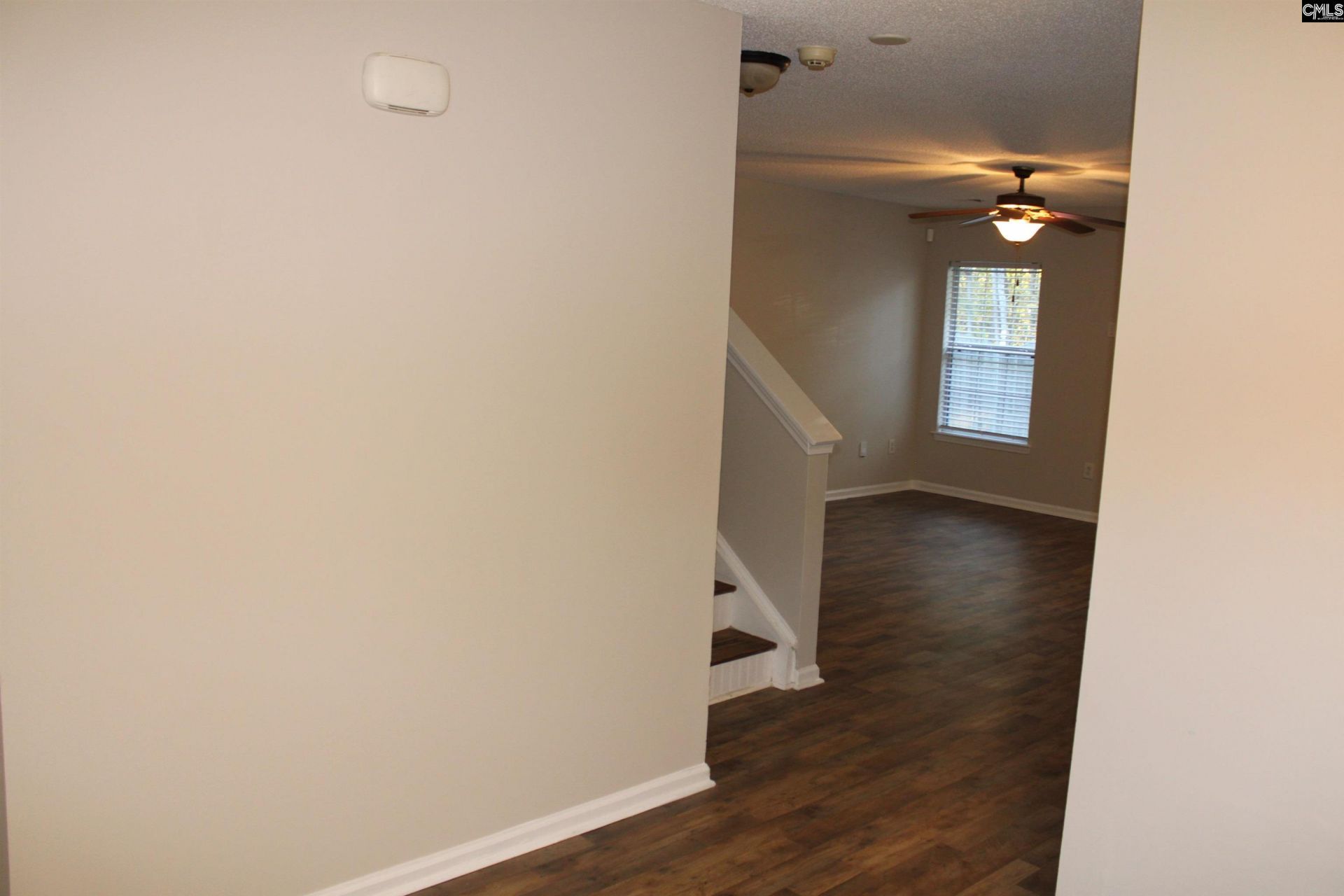 184 Springway Drive  Photo 5