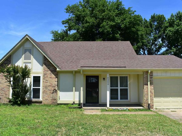 4300 BENNETT WOOD DR, Millington, TN 38053