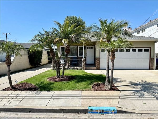 1711 10th, Manhattan Beach, CA 90266