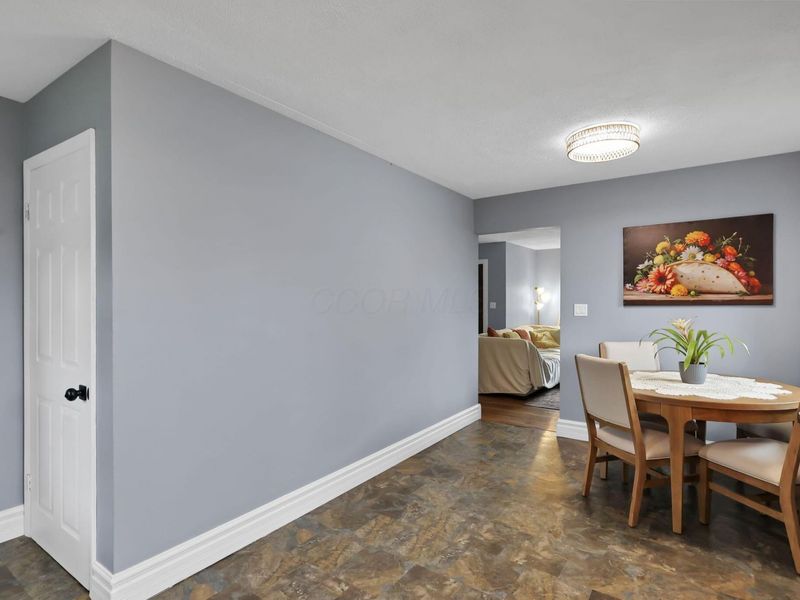 126 Oxley Road, Columbus, OH 43228 Photo 13