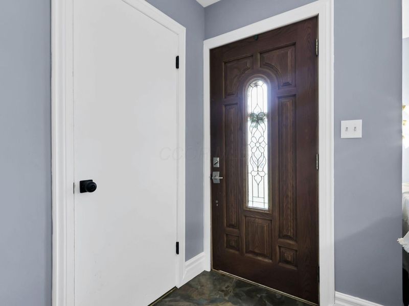 126 Oxley Road, Columbus, OH 43228 Photo 8