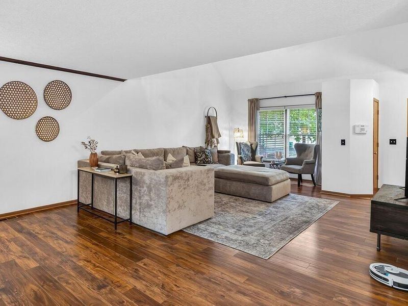 749 Barberry Spur Avenue, Delaware, OH 43015 Photo 6