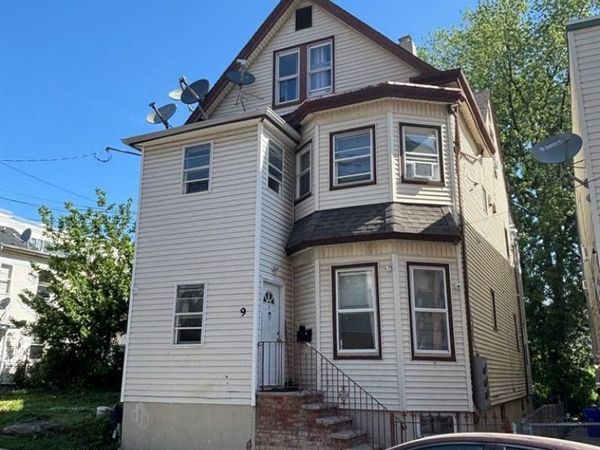 9 Courtland Street, PATERSON, NJ 07503