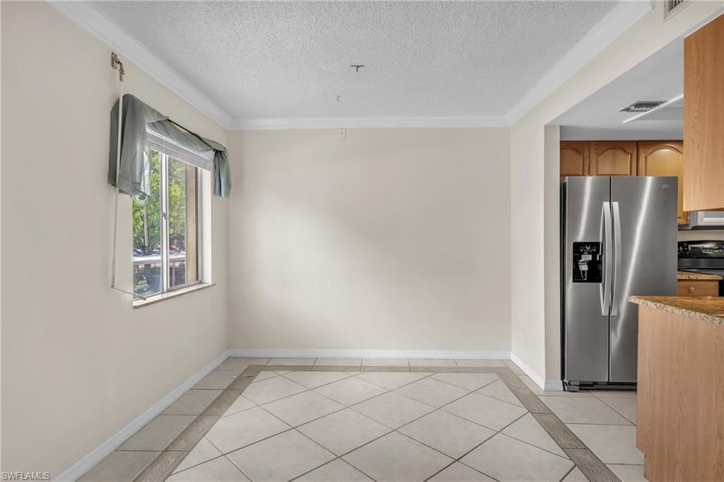 2366 E Mall Dr, Unit 212, Fort Myers, FL 33901 Photo