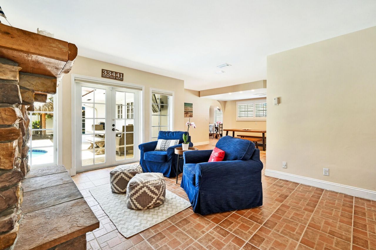 904 SE 12th Street, Deerfield Beach, FL 33441 Photo