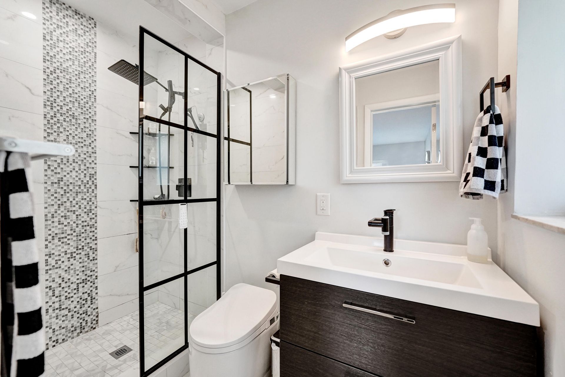 1431 S Ocean Boulevard, Unit #2, Lauderdale by the Sea, FL 33062 Photo