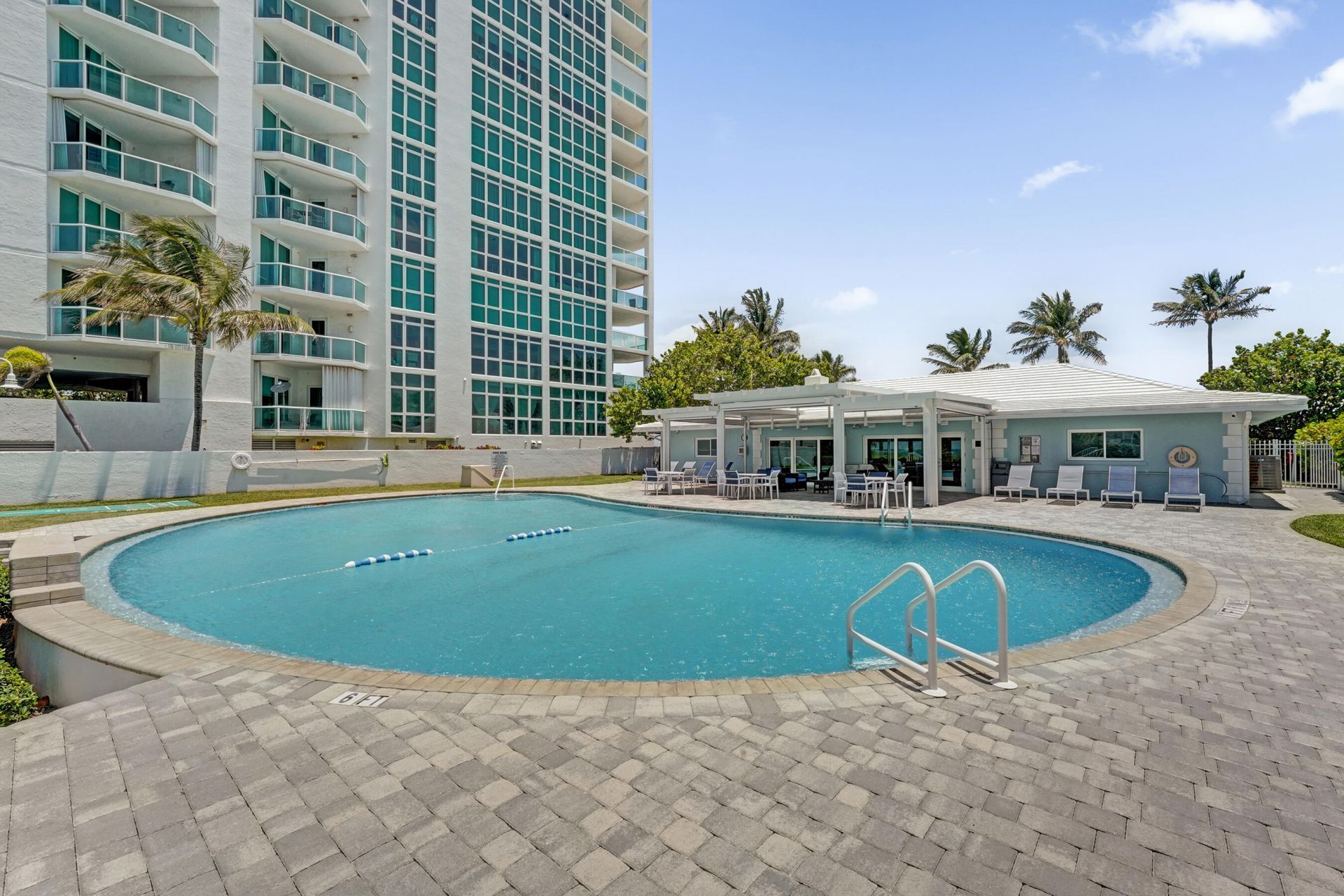 1431 S Ocean Boulevard, Unit #2, Lauderdale by the Sea, FL 33062 Photo