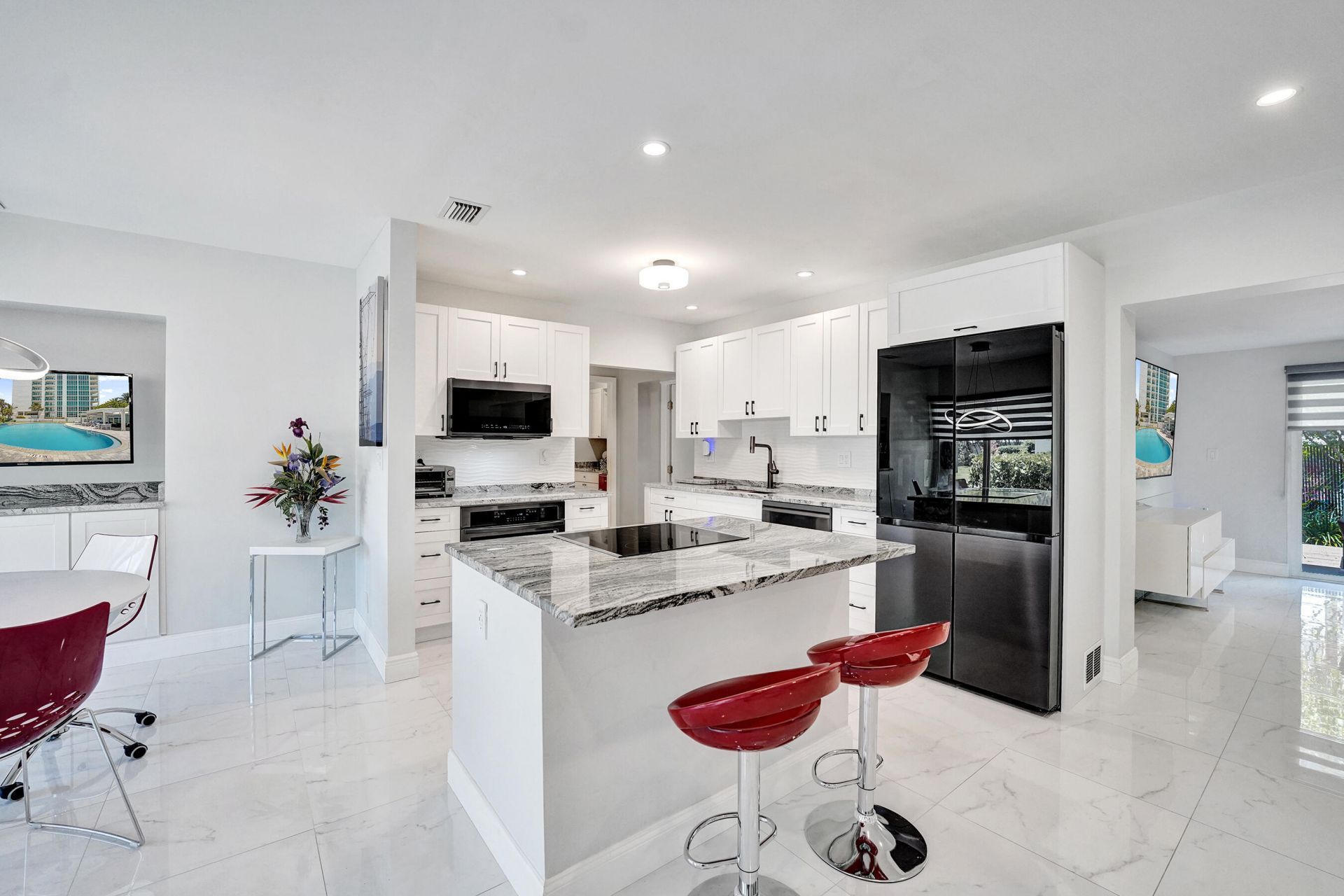 1431 S Ocean Boulevard, Unit #2, Lauderdale by the Sea, FL 33062 Photo