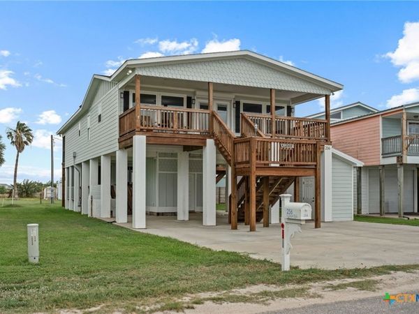 256 and 255 S Ocean Drive , Port Lavaca, TX 77979