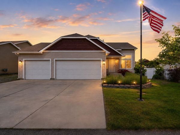 9815 E Springfield Ln, Spokane Valley, WA 99206