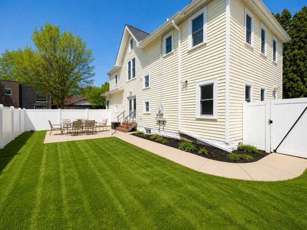 1414 Xerxes Avenue N, Minneapolis, MN 55411