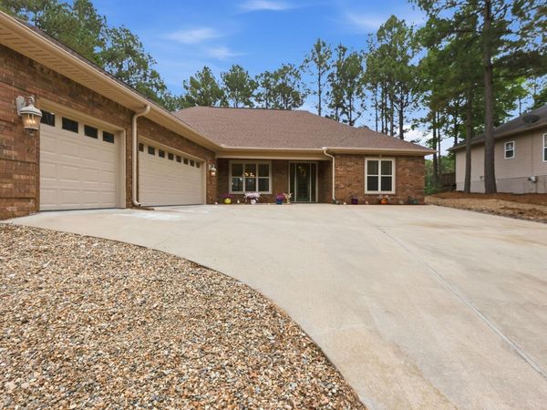 14 Asombroso Lane, Hot Springs Village, AR 71909