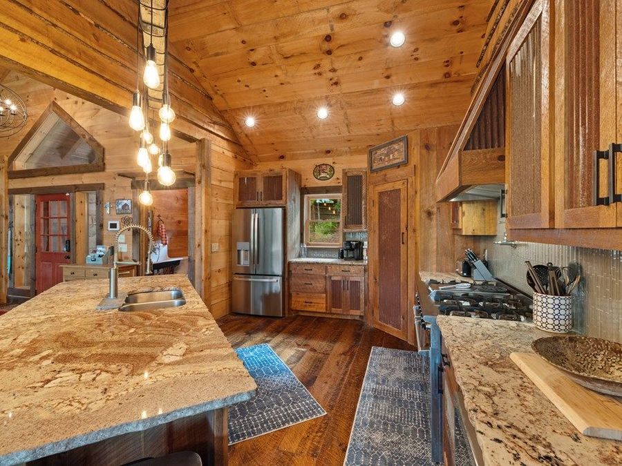 Property Image 11