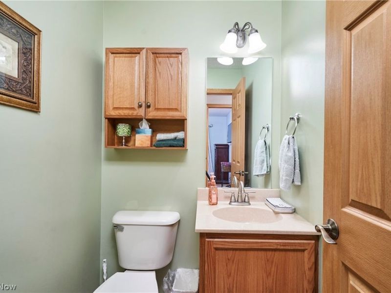 995 Bristol Drive, Akron, OH 44312 Photo 19