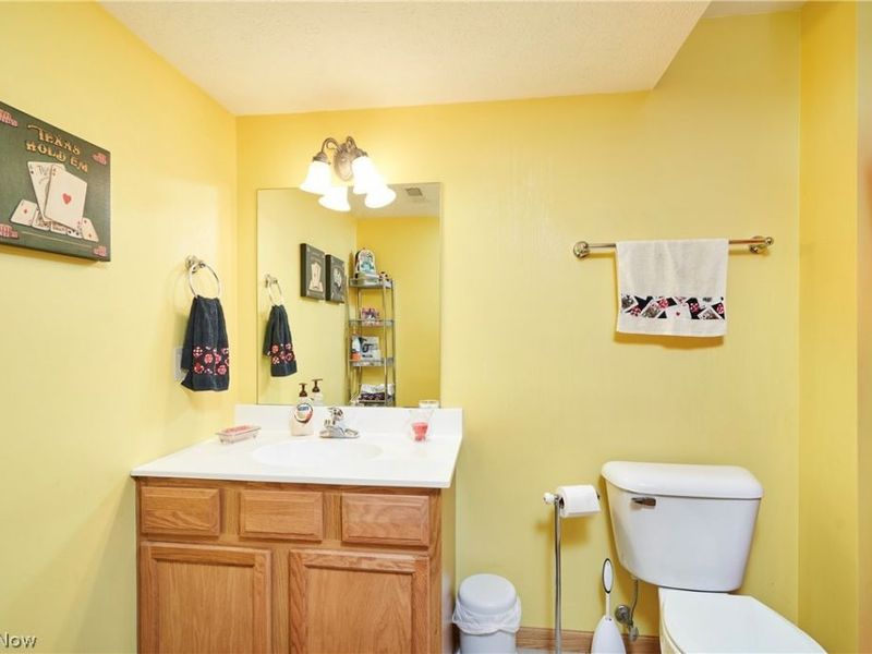 995 Bristol Drive, Akron, OH 44312 Photo 20