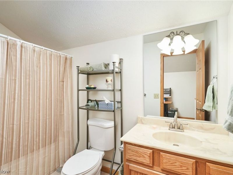 995 Bristol Drive, Akron, OH 44312 Photo 23