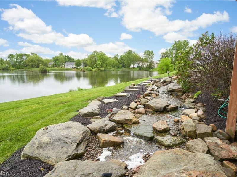 995 Bristol Drive, Akron, OH 44312 Photo 26