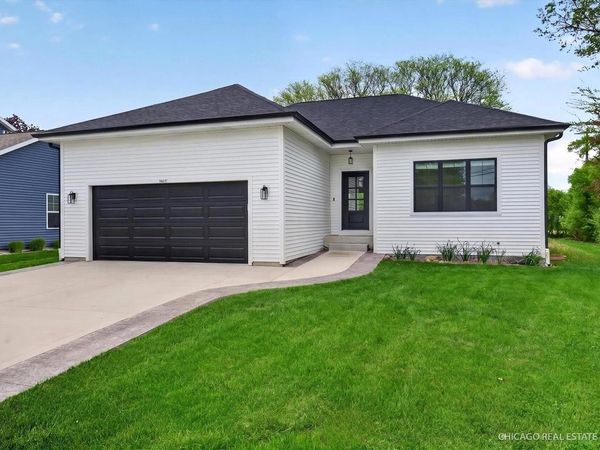 9827 W Dakota STREET, West Allis, WI 53227
