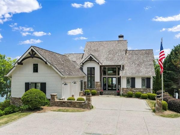 8819 Ford Lane , Gainesville, GA 30506