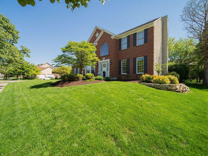 5498 Fawnbrook Lane , Dublin, OH 43017 Photo 3