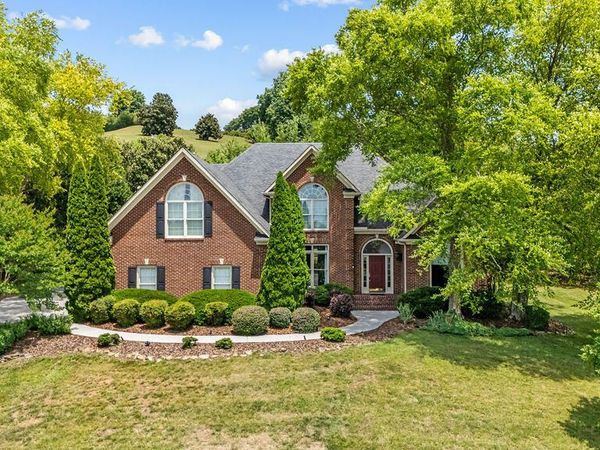 12135 Brookstone Drive, Knoxville, TN 37934
