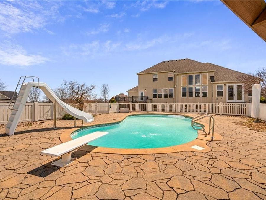 Property Image 36