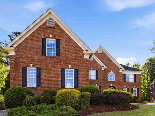 1121 Hiddenbrook Lane, Suwanee, GA 30024