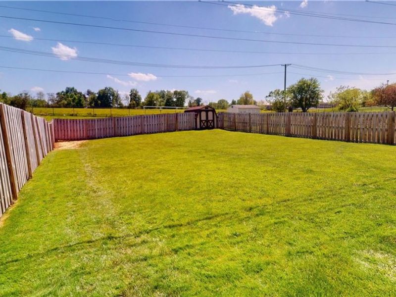 2221 Coventry Drive , Parma, OH 44134 Photo 4