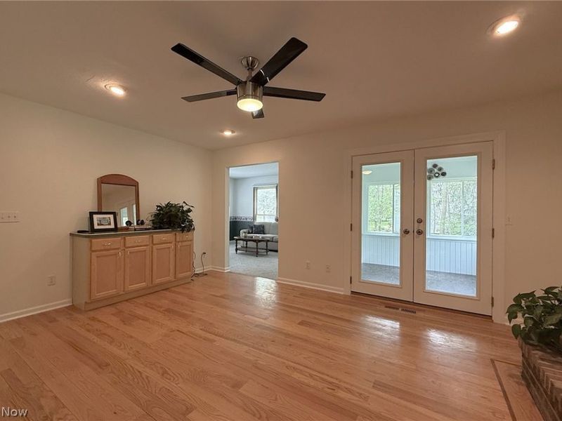 9109 Lake In The Woods Trail, Chagrin Falls, OH 44023 Photo 12