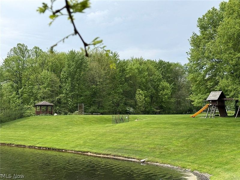 9109 Lake In The Woods Trail, Chagrin Falls, OH 44023 Photo 35