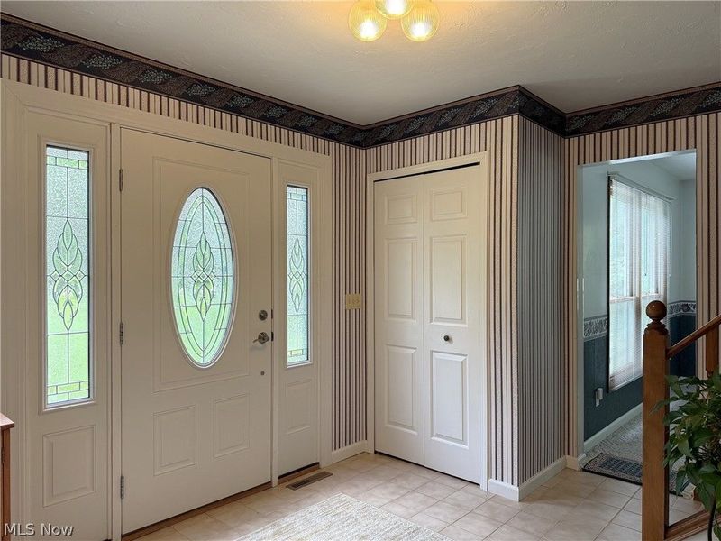 9109 Lake In The Woods Trail, Chagrin Falls, OH 44023 Photo 6