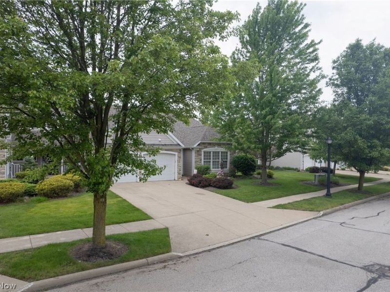 3500 River Rock Drive, Cuyahoga Falls, OH 44223 Photo 4
