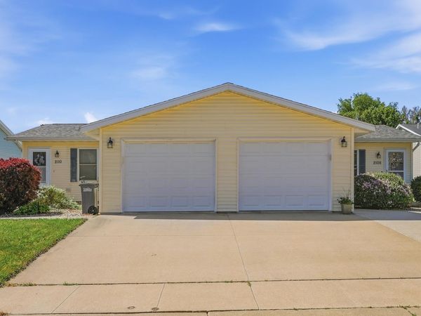 2108 Bald Eagle Court, Dubuque, IA 52001