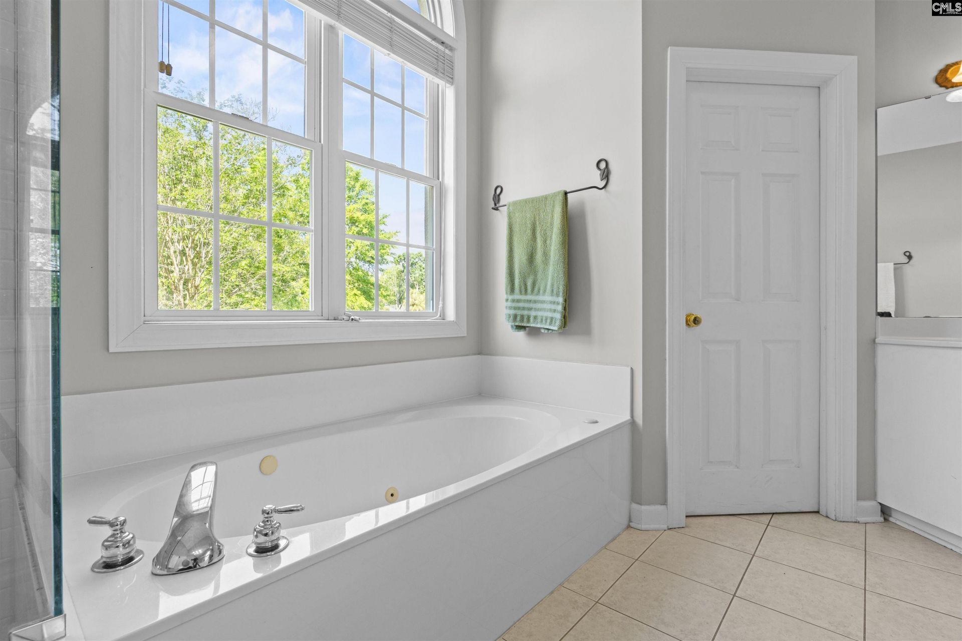 410 Highwater Court  Photo 13