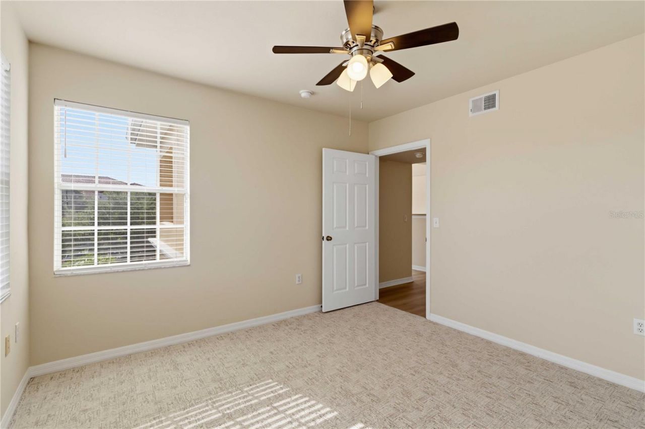 1025 Villagio Circle, Unit 204, Sarasota, FL 34237 Photo