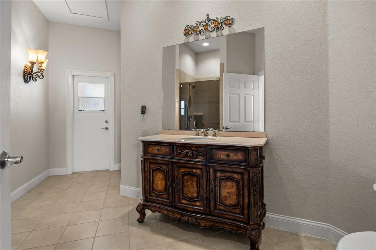 877 N Crooked Lake Drive , Babson Park, FL 33827 Photo