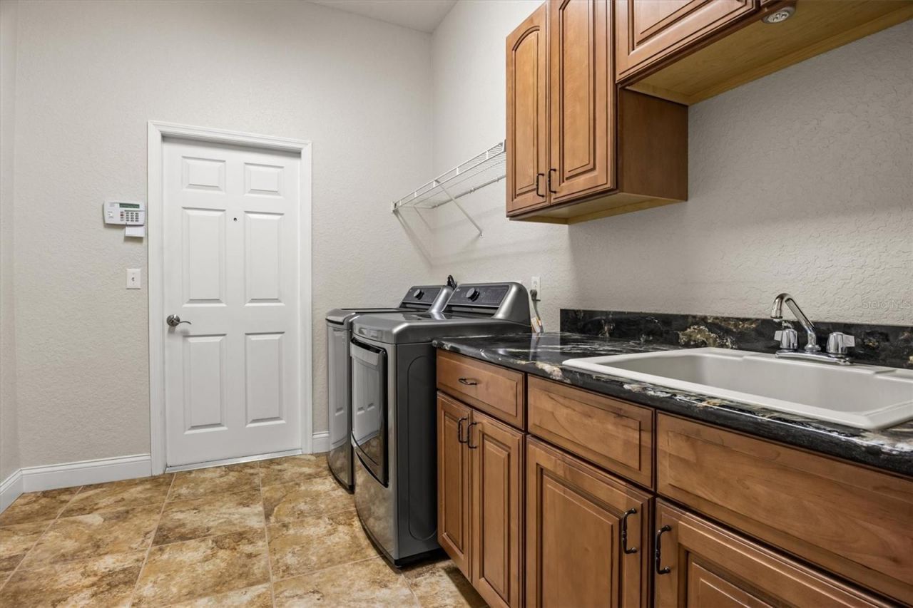 877 N Crooked Lake Drive , Babson Park, FL 33827 Photo