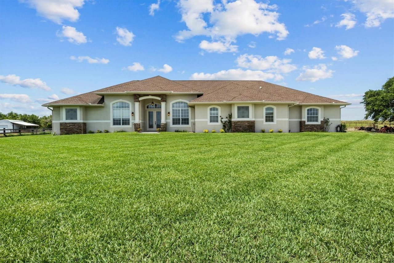 877 N Crooked Lake Drive , Babson Park, FL 33827 Photo