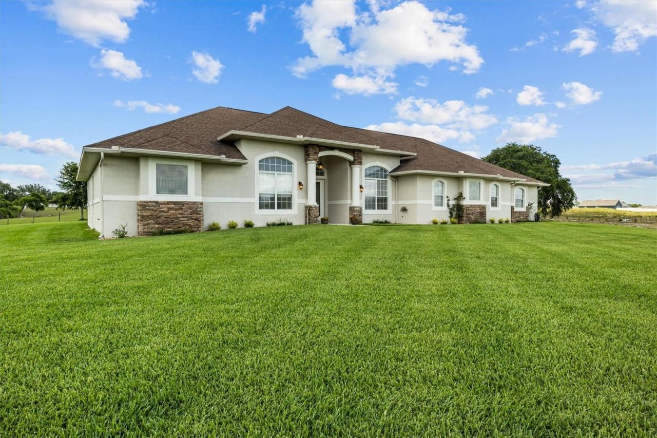 877 N Crooked Lake Drive , Babson Park, FL 33827 Photo