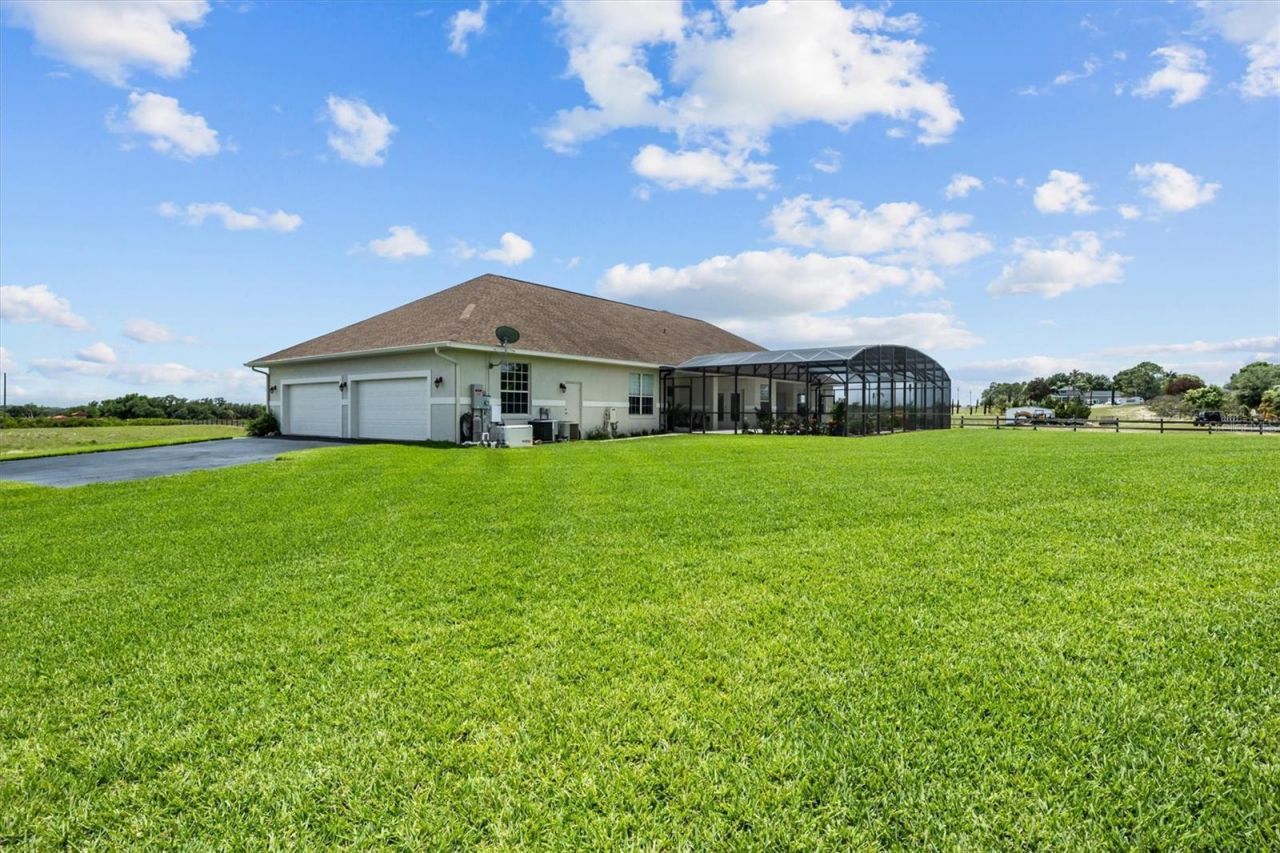 877 N Crooked Lake Drive , Babson Park, FL 33827 Photo