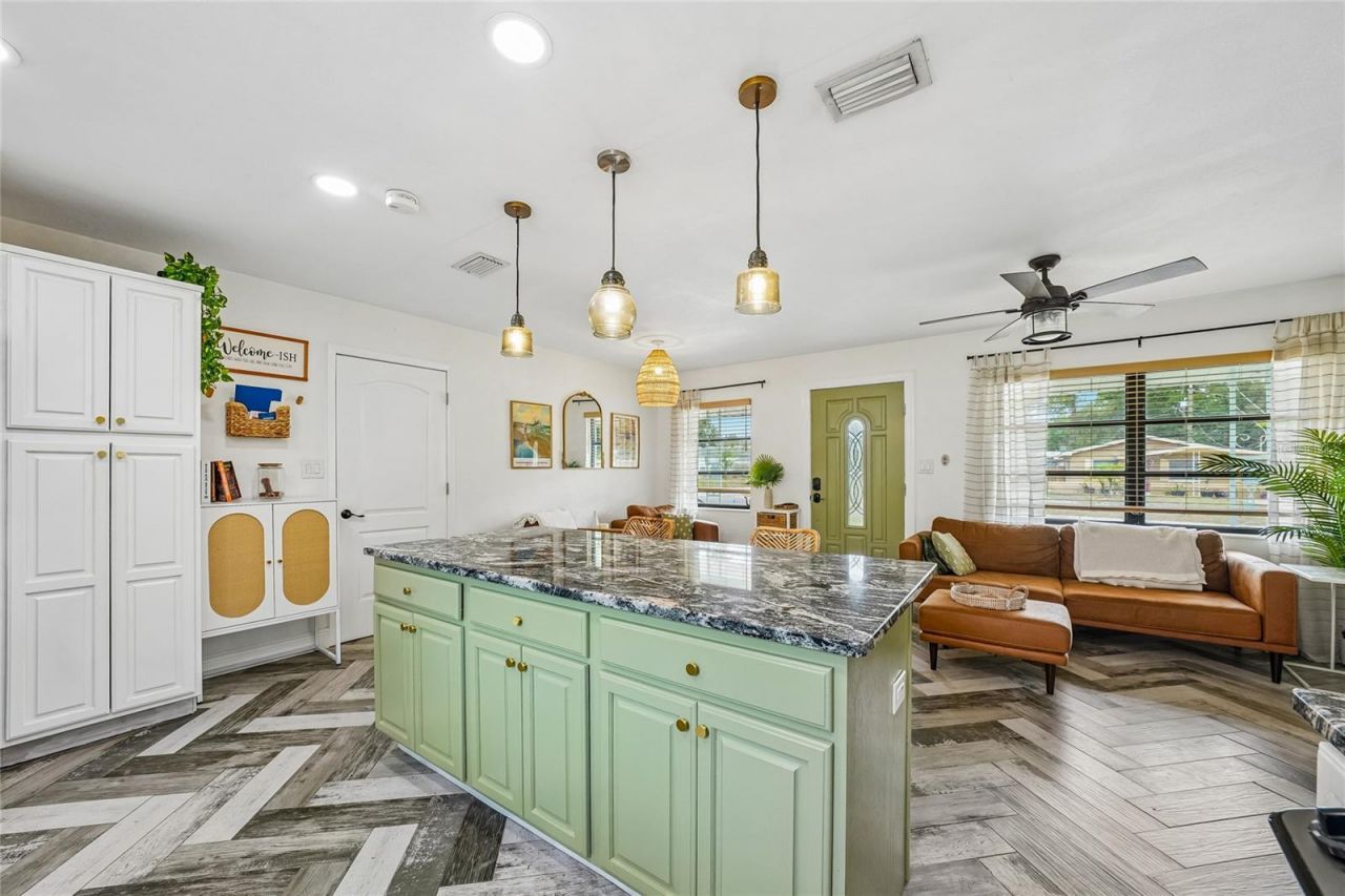 5201 11th Avenue N, Saint Petersburg, FL 33710 Photo