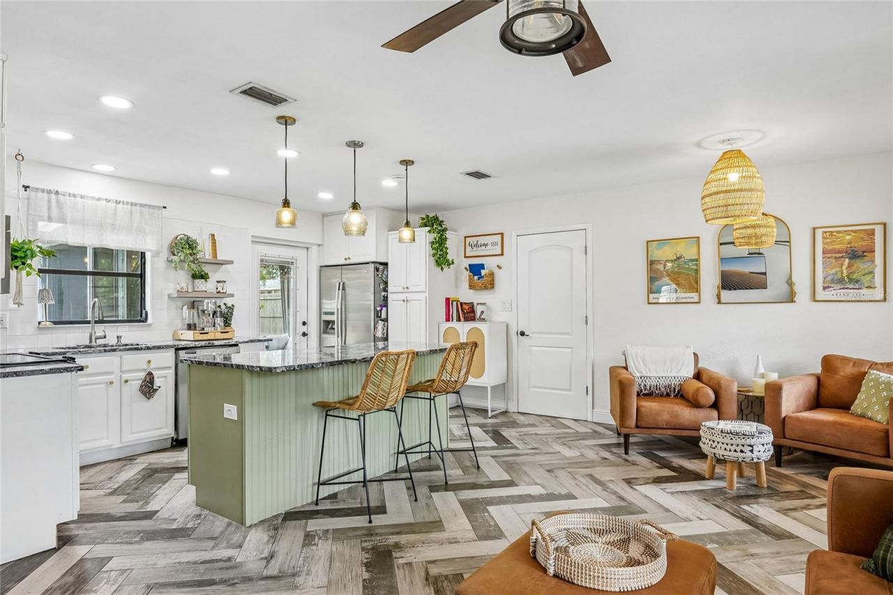 5201 11th Avenue N, Saint Petersburg, FL 33710 Photo