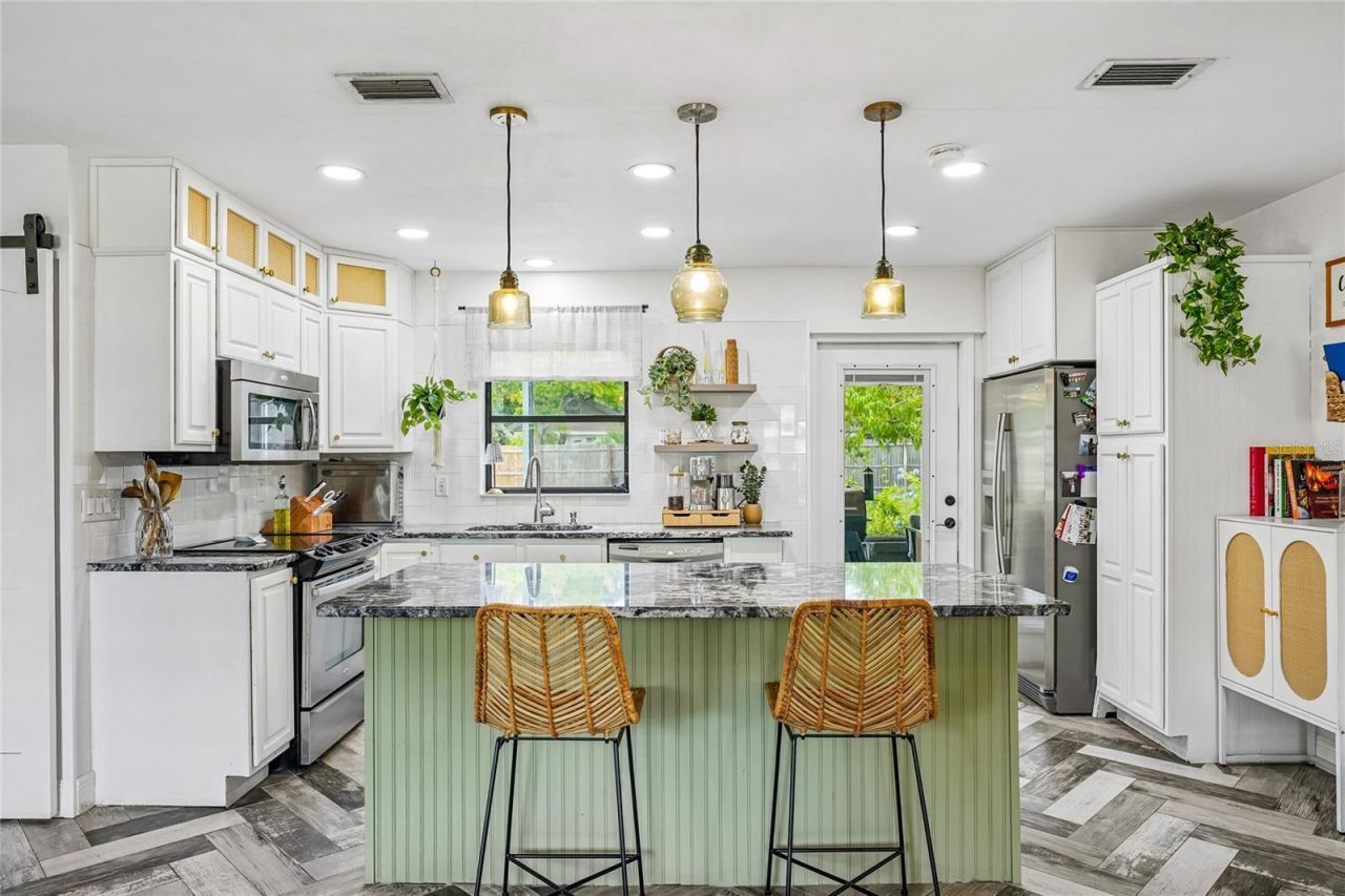 5201 11th Avenue N, Saint Petersburg, FL 33710 Photo