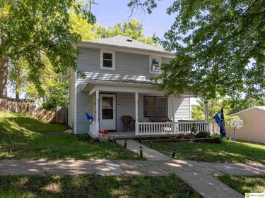 304 West N Street , Weeping Water, NE 68463
