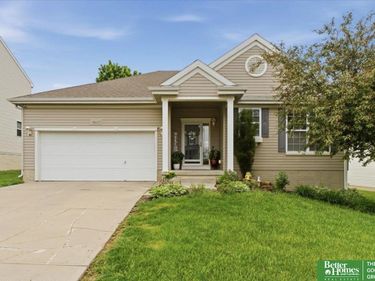 18923 Grover Street , Omaha, NE 68130