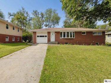 6021 Lexington Avenue , Lincoln, NE 68505