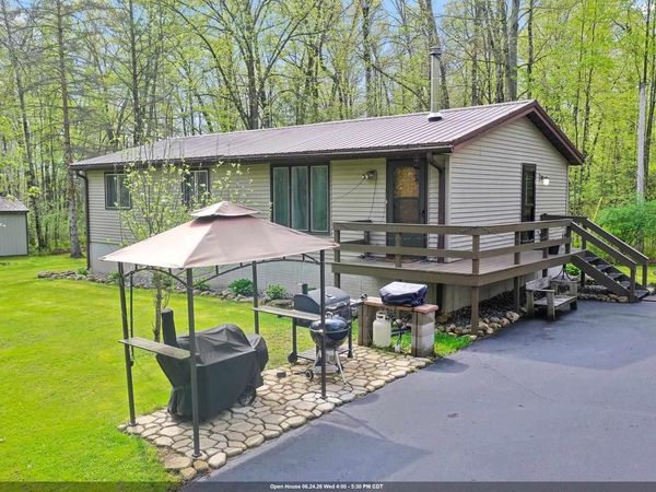 N6828 SPRINGBROOK ROAD, Cecil, WI 54111