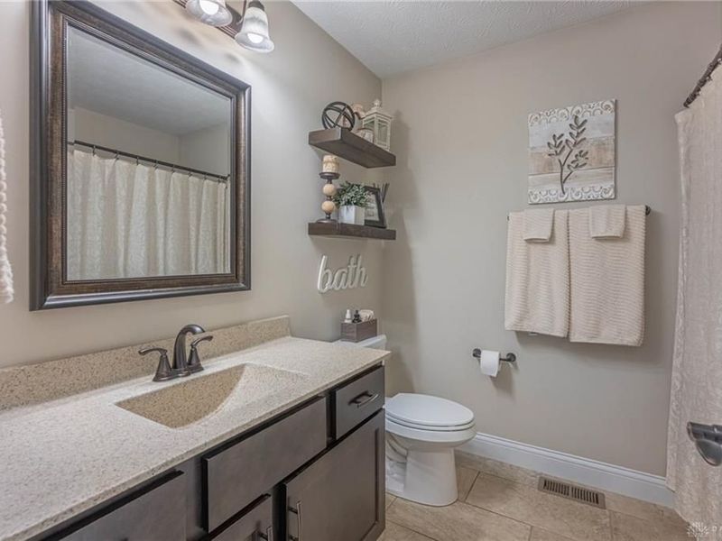 17 Louise Drive, Springboro, OH 45066 Photo 22